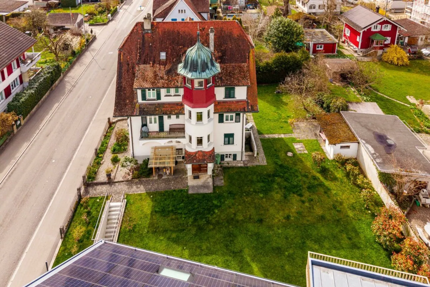 Bâtiment résidentiel historique (ENTIÈREMENT LOUE) avec 4 appartements (en propriété par étage) & 5 places de parking souterrain externes - Photo 7 sur 7