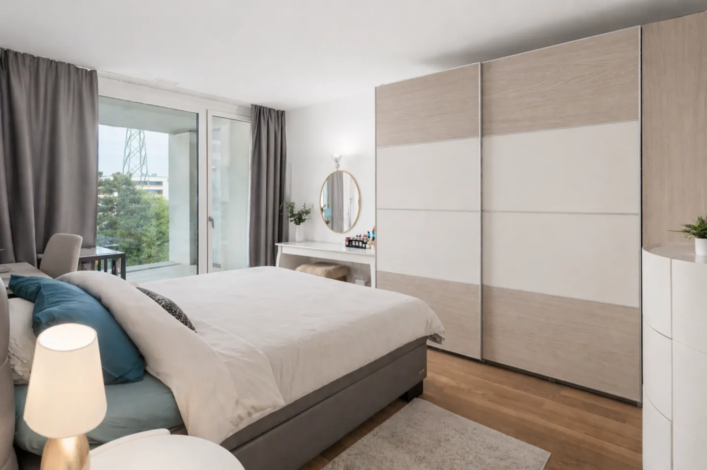 Stylish apartment with breathtaking view - Photo 7 of 8