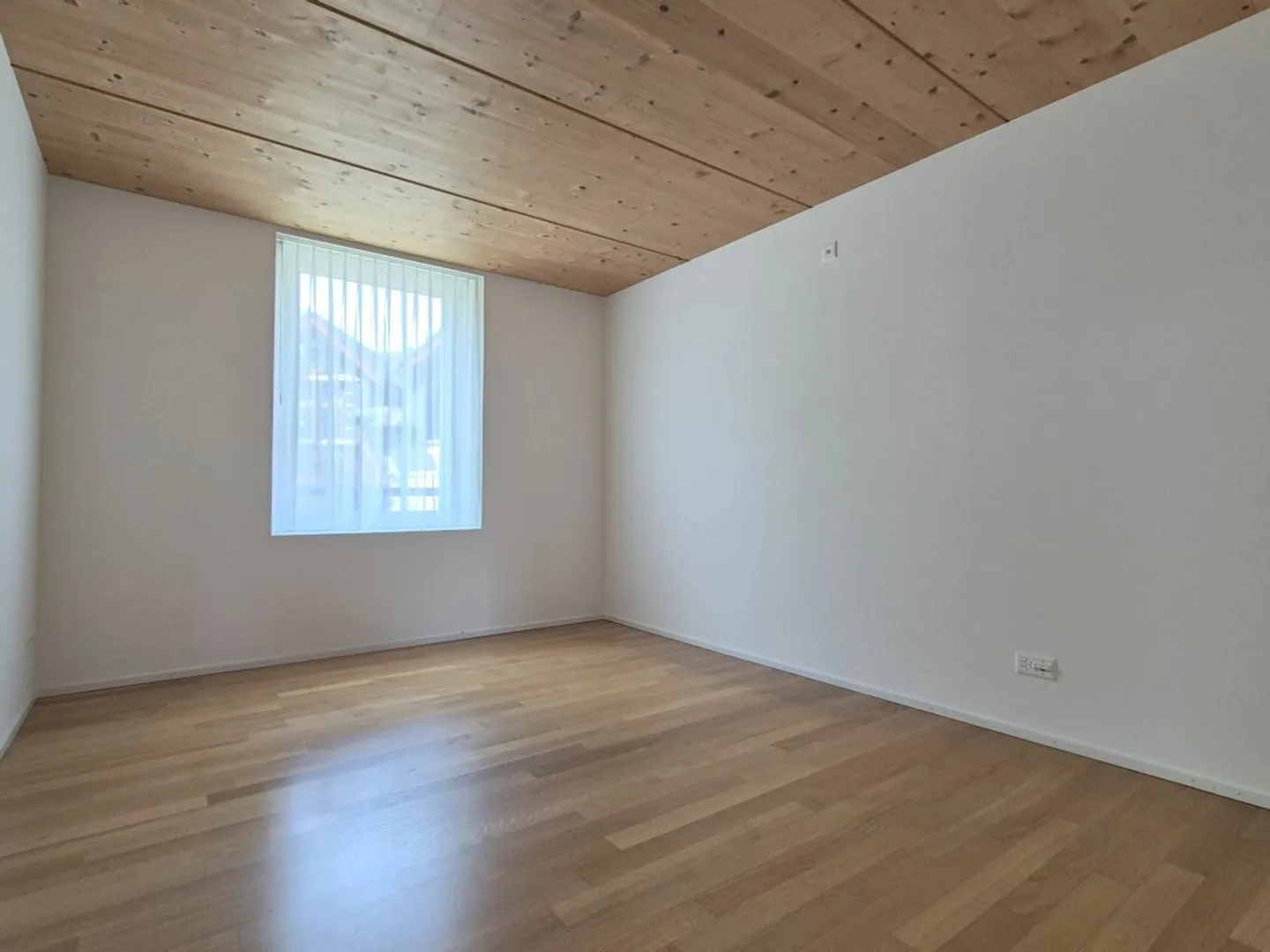 Moderne 2.5 Zimmerwohnung - Foto 4 von 9