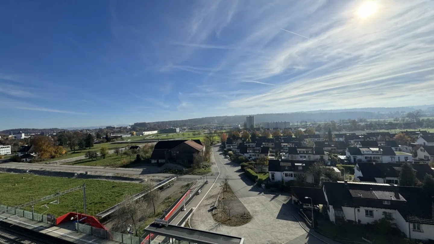 PRIMA UTILIZZO Appartamento 4.5 locali 140 m2 - completamente ristrutturato - 3 balconi - posizione tranquilla a Soletta - Foto 9 di 13