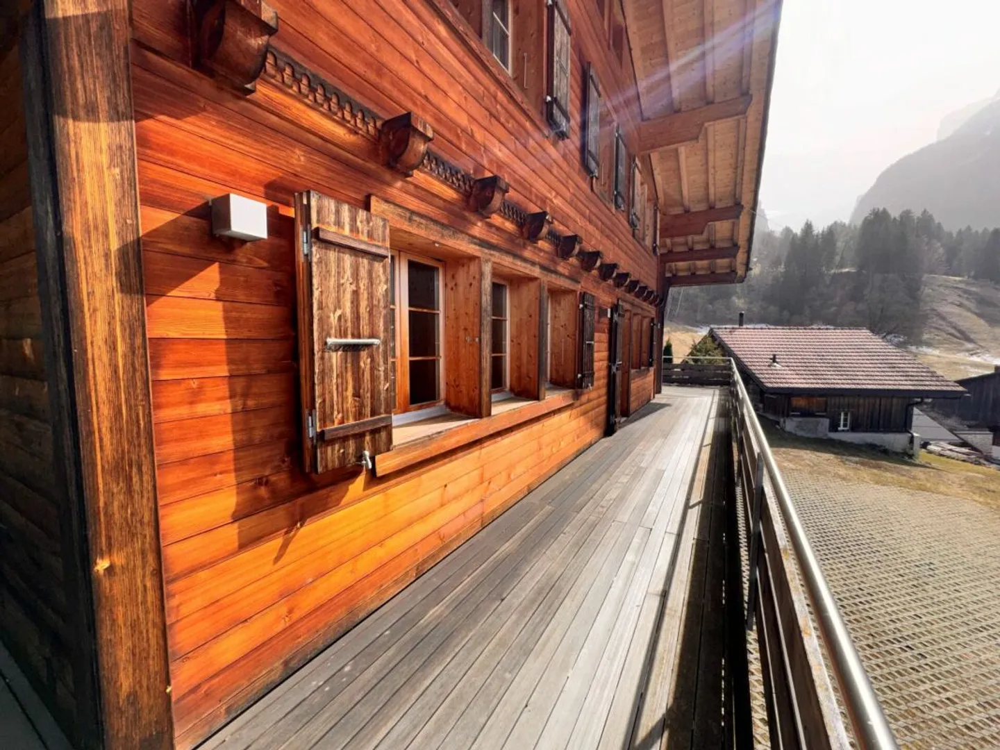 Chalet familial comme résidence secondaire (achat également possible pour les étrangers) - Photo 5 sur 13