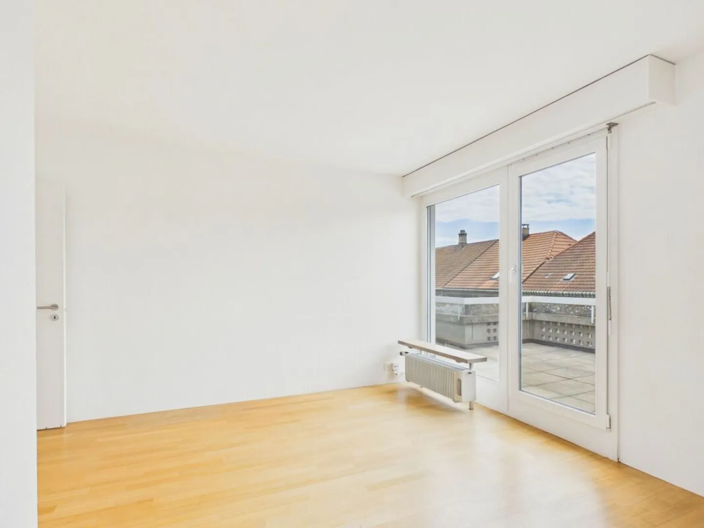 Dreamlike 3.5 Room Penthouse Central in Basel - Photo 11 of 13