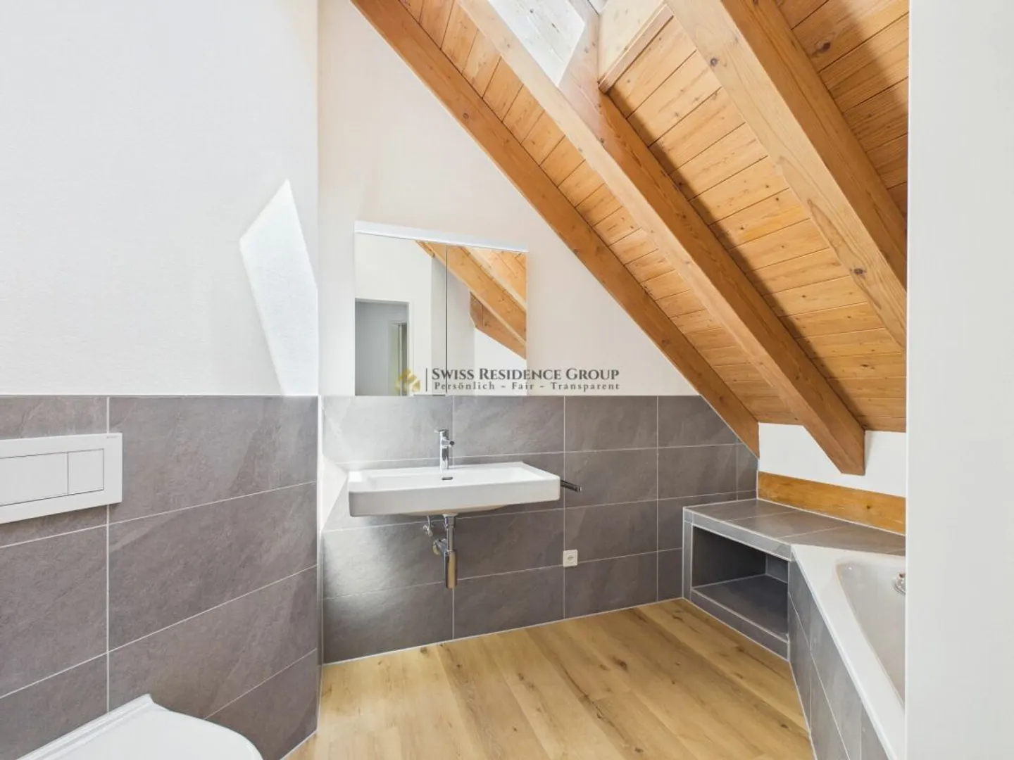 Helles Apartment mit vier Balkonen - Foto 6 von 11