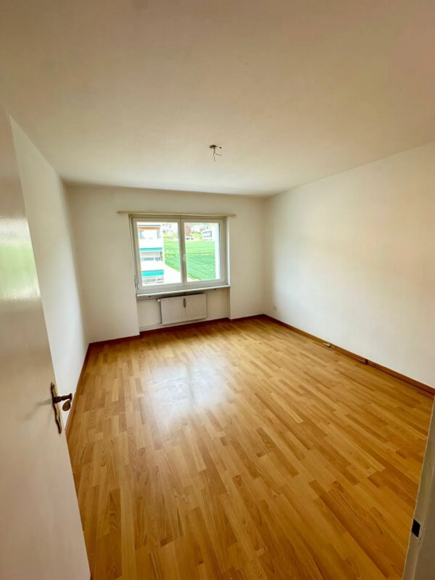 Moderne Wohnung mit Balkon - Foto 6 von 12