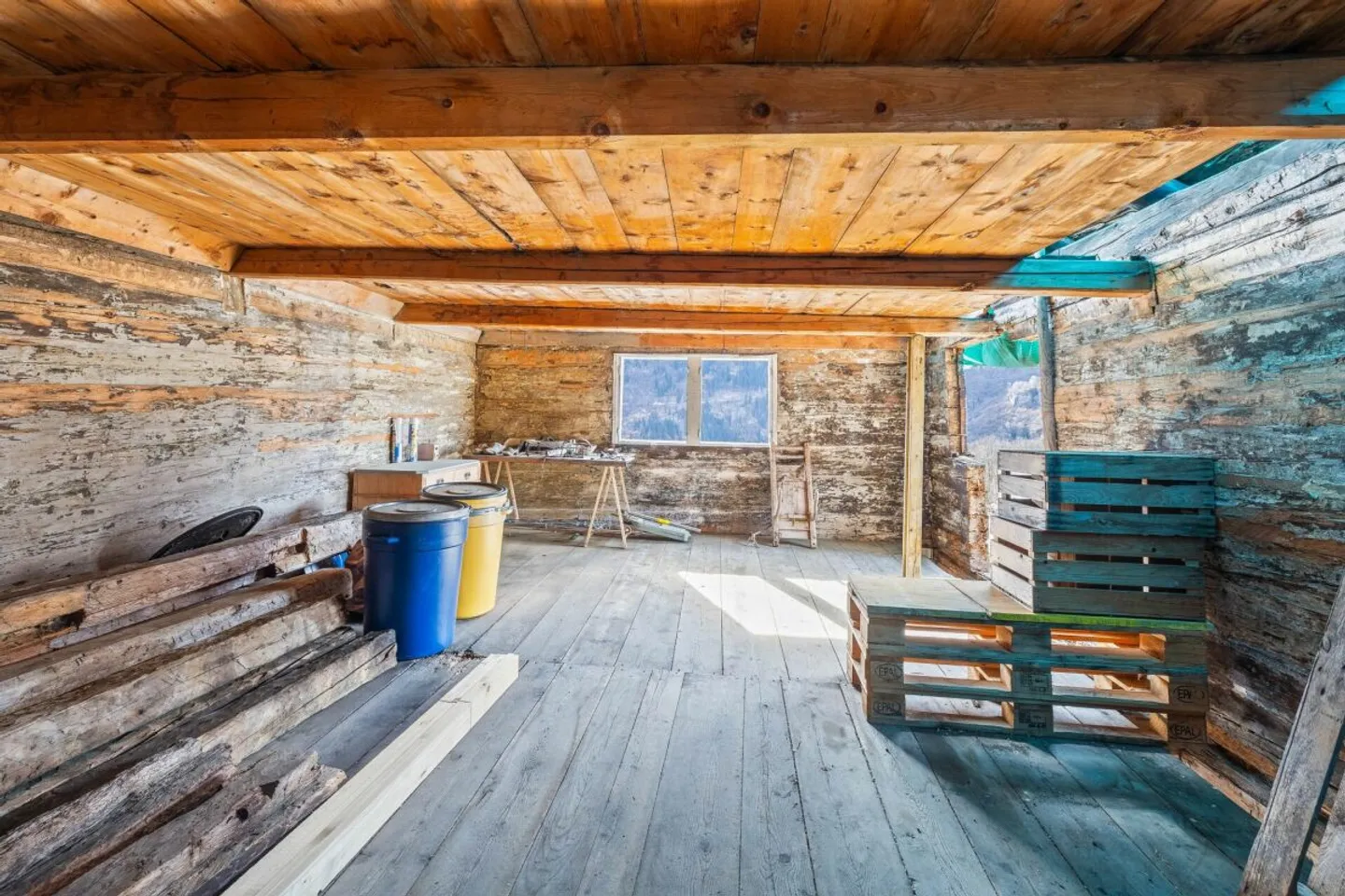 Complesso storico con progetto approvato a Calonico - Foto 5 di 13