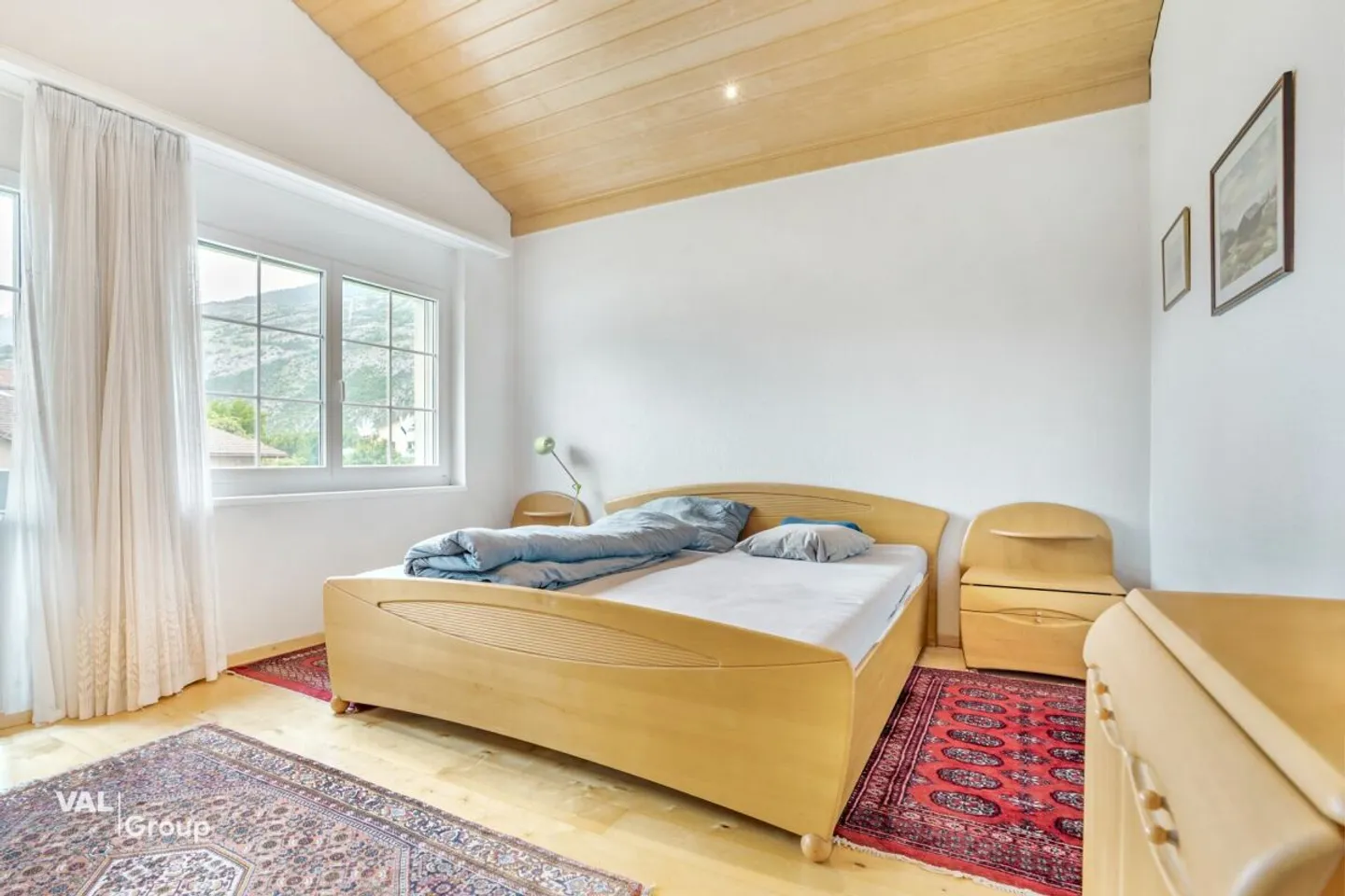 Gepflegtes Familienhaus mit Bergsicht und Wintergarten - Foto 7 di 13