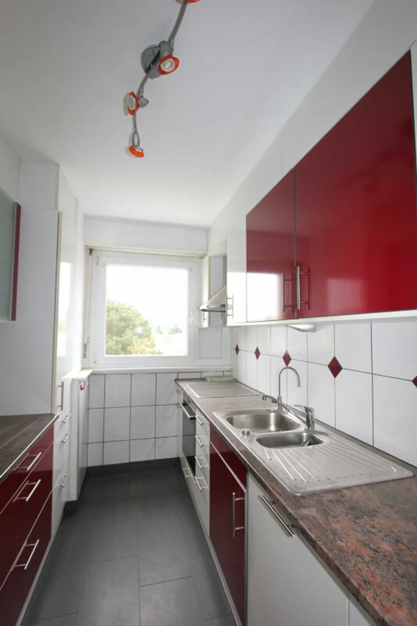 Living at the Best Address - Bahnhofstrasse - Photo 10 of 11