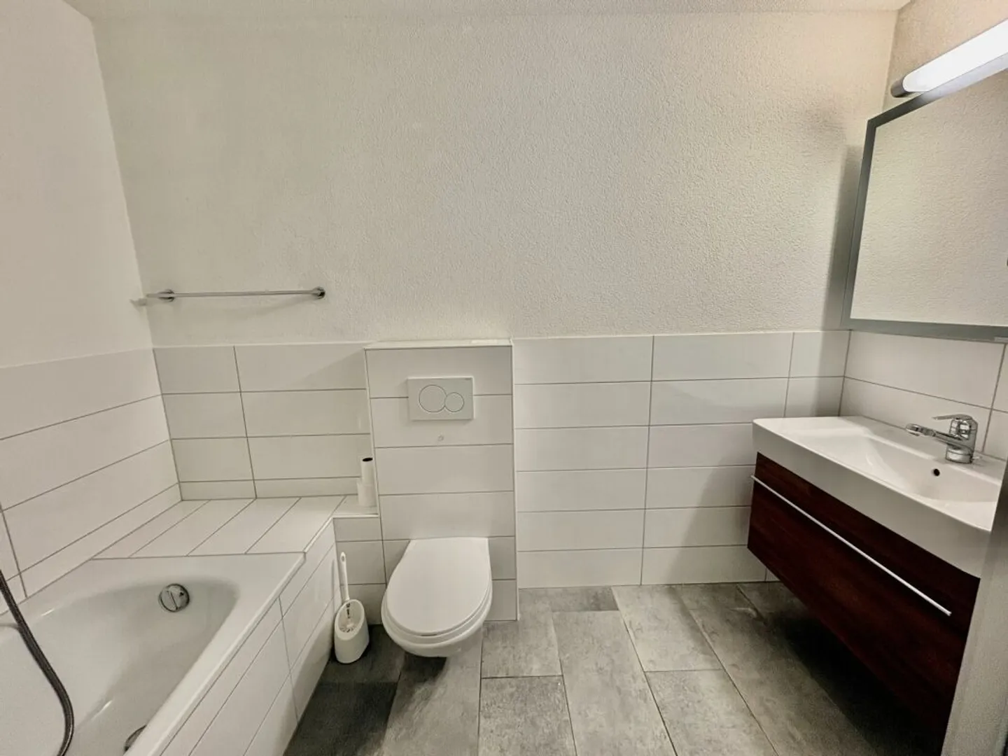 2.5-Zimmer-Erdgeschosswohnung mit grossem Gartenanteil in Gipf-Oberfrick - Photo 8 of 9