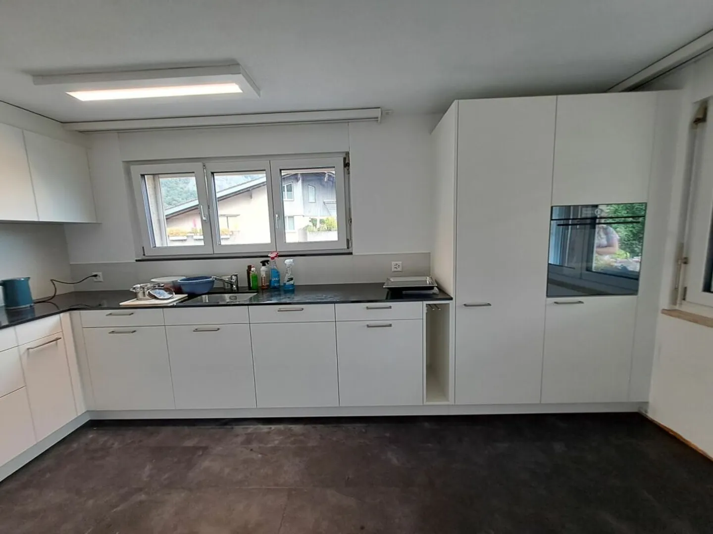 Gemütliche Wohnung mit Aussicht in die Berge - Photo 3 of 12