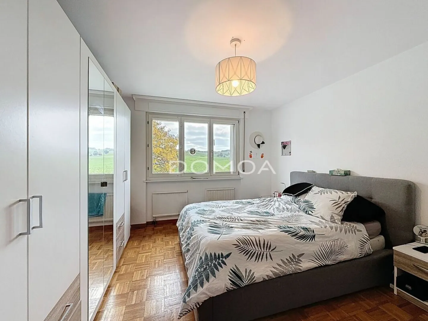 Bel appartement 4,5 pièces avec terrasse, idéal pour investisseur ou premier achat - Photo 4 sur 8