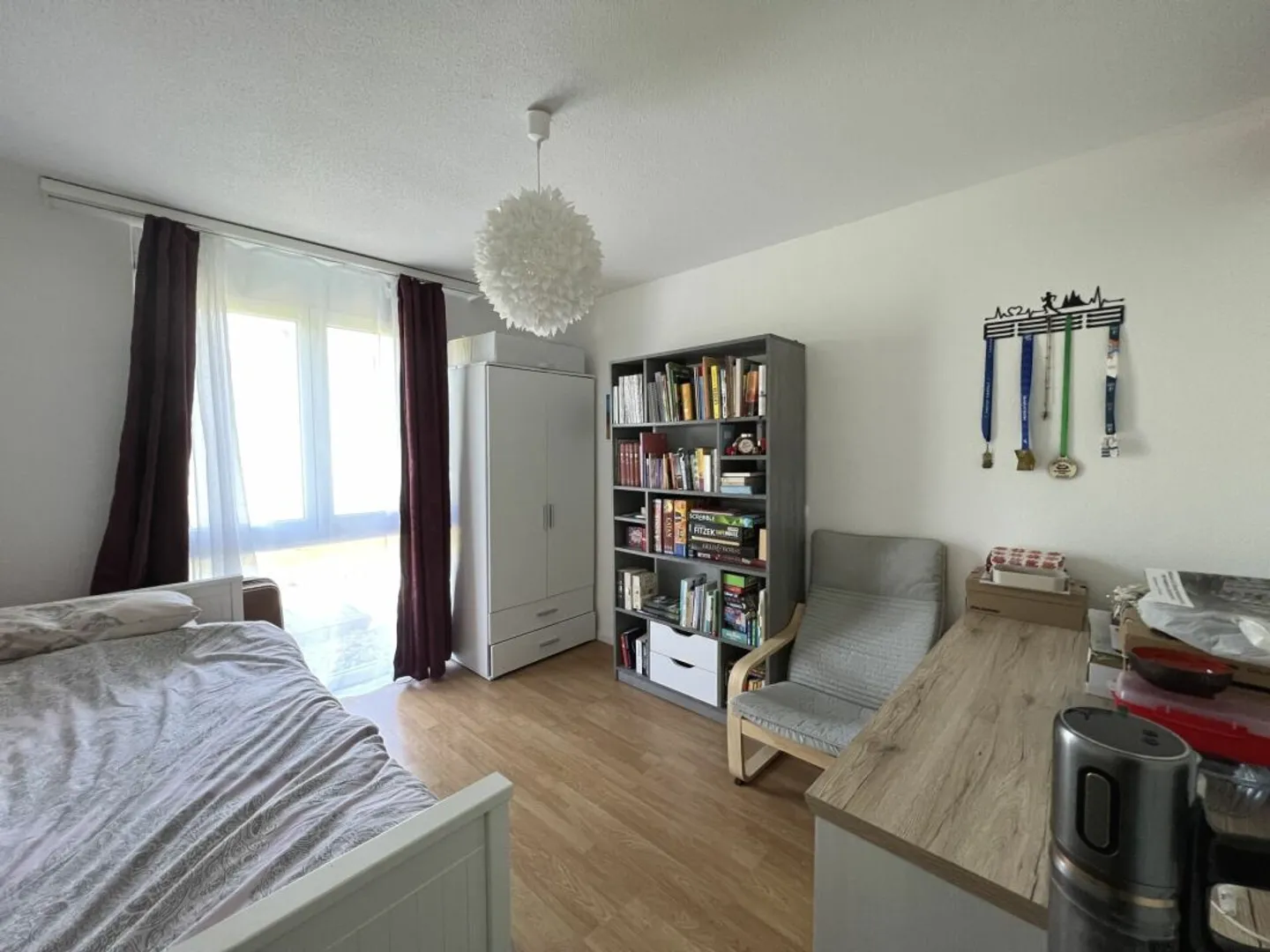 Appartement confortable de 4,5 pièces dans la verdure - Photo 6 sur 13