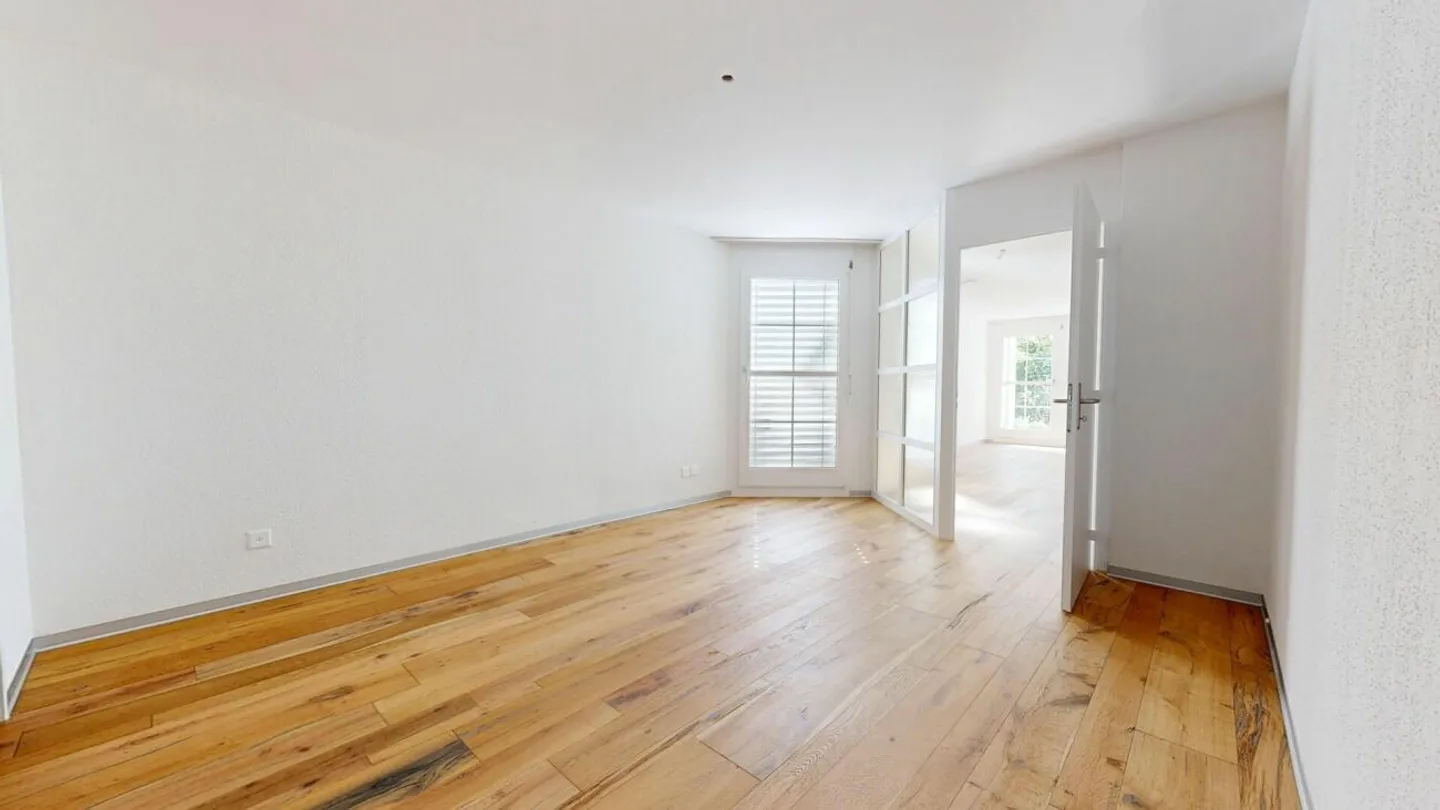 Modernes Wohnen in einer neu sanierten, lichtdurchfluteten 2,5-Zimmer-Wohnung - Foto 6 von 13