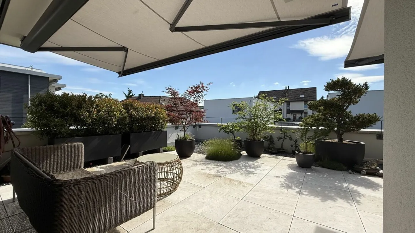 Appartement penthouse moderne comme neuf - un lieu de bien-être pour les connaisseurs ! - Photo 5 sur 13