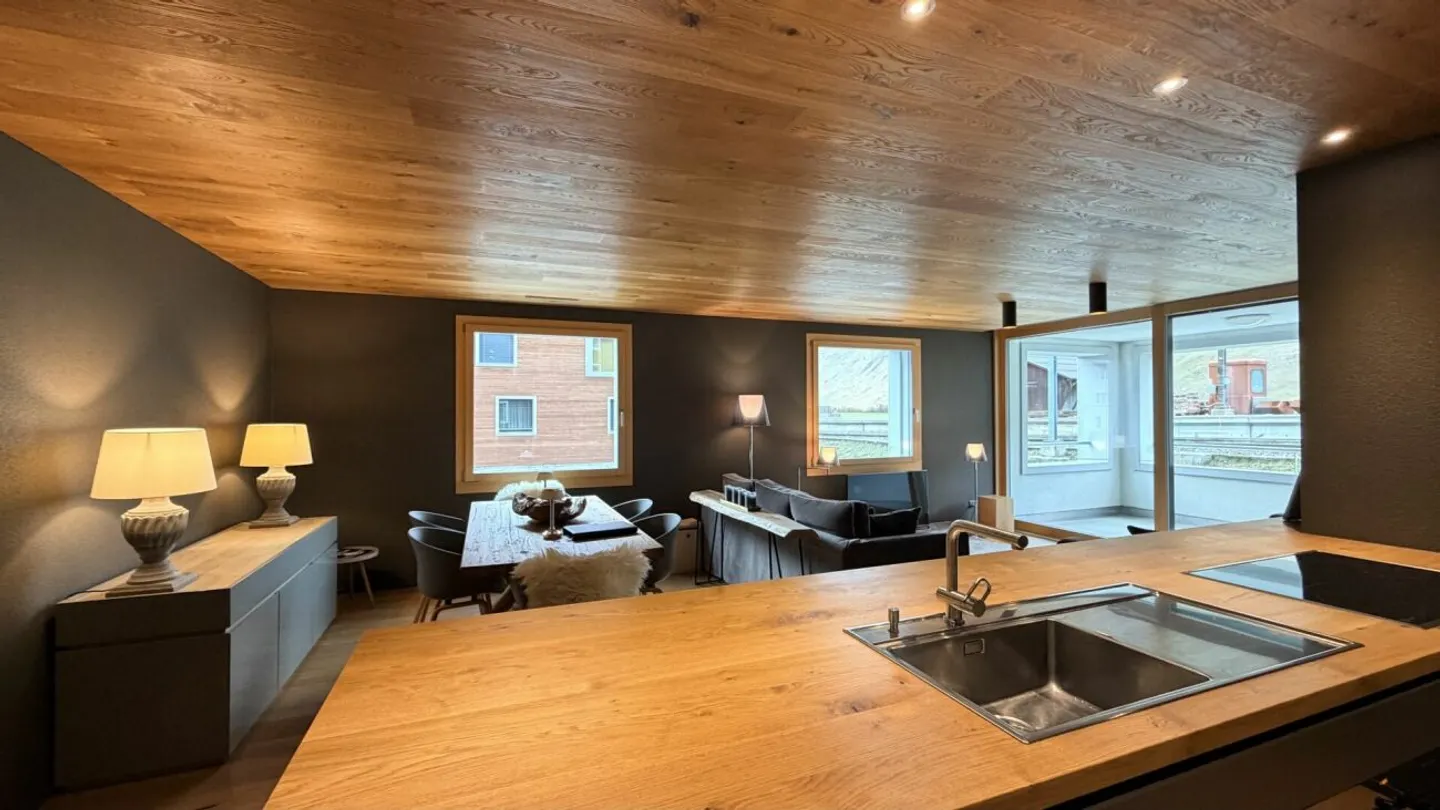 Exclusive 3-room apartment in Andermatt - fully furnished with designer furniture - Photo 10 of 13
