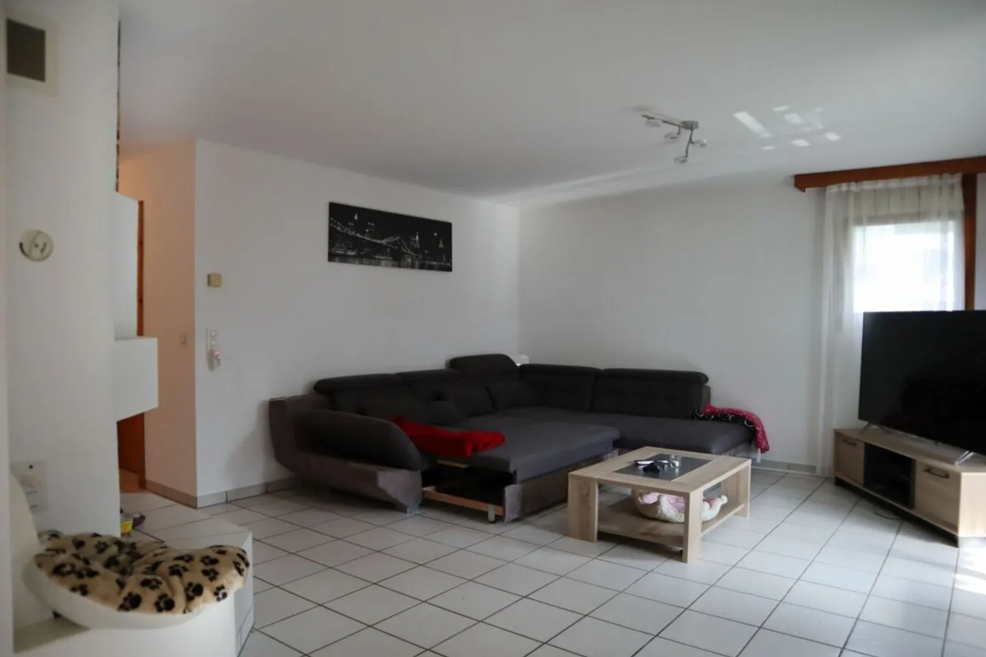 3.5-Room Garden Apartment in Idyllic, Preferred Location in Buchs - Photo 2 of 8