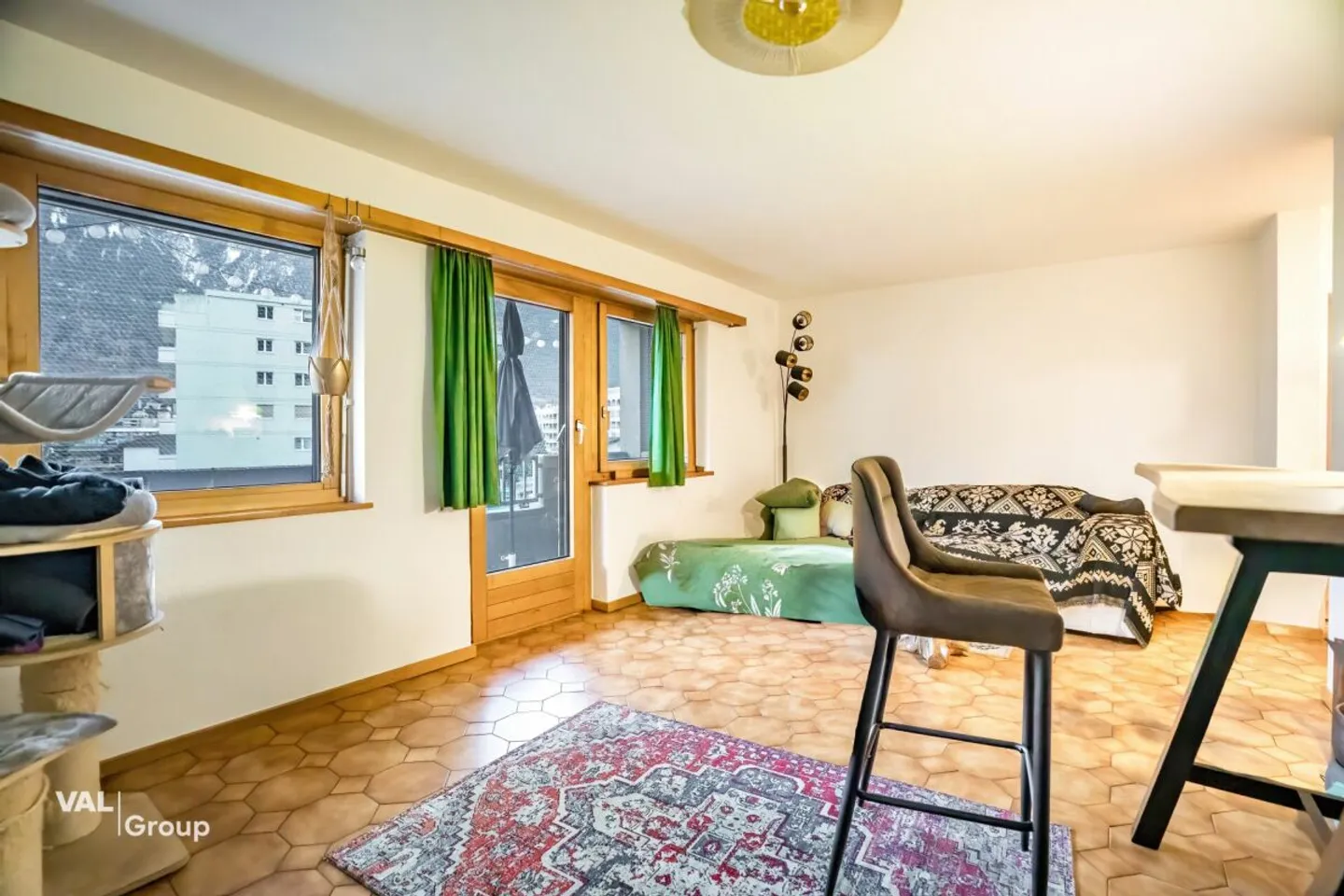 Appartement attrayant de 3,5 pièces avec balcon et vue sur la montagne, Naters - Photo 2 sur 10