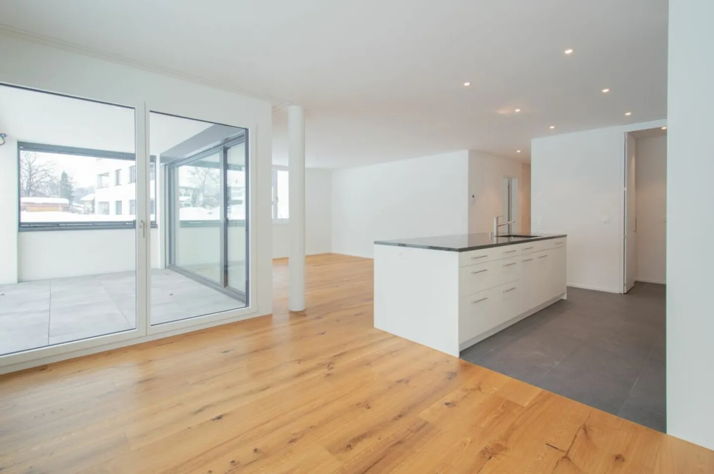 Appartamento con giardino in una posizione attraente a Mels - Foto 2 di 12