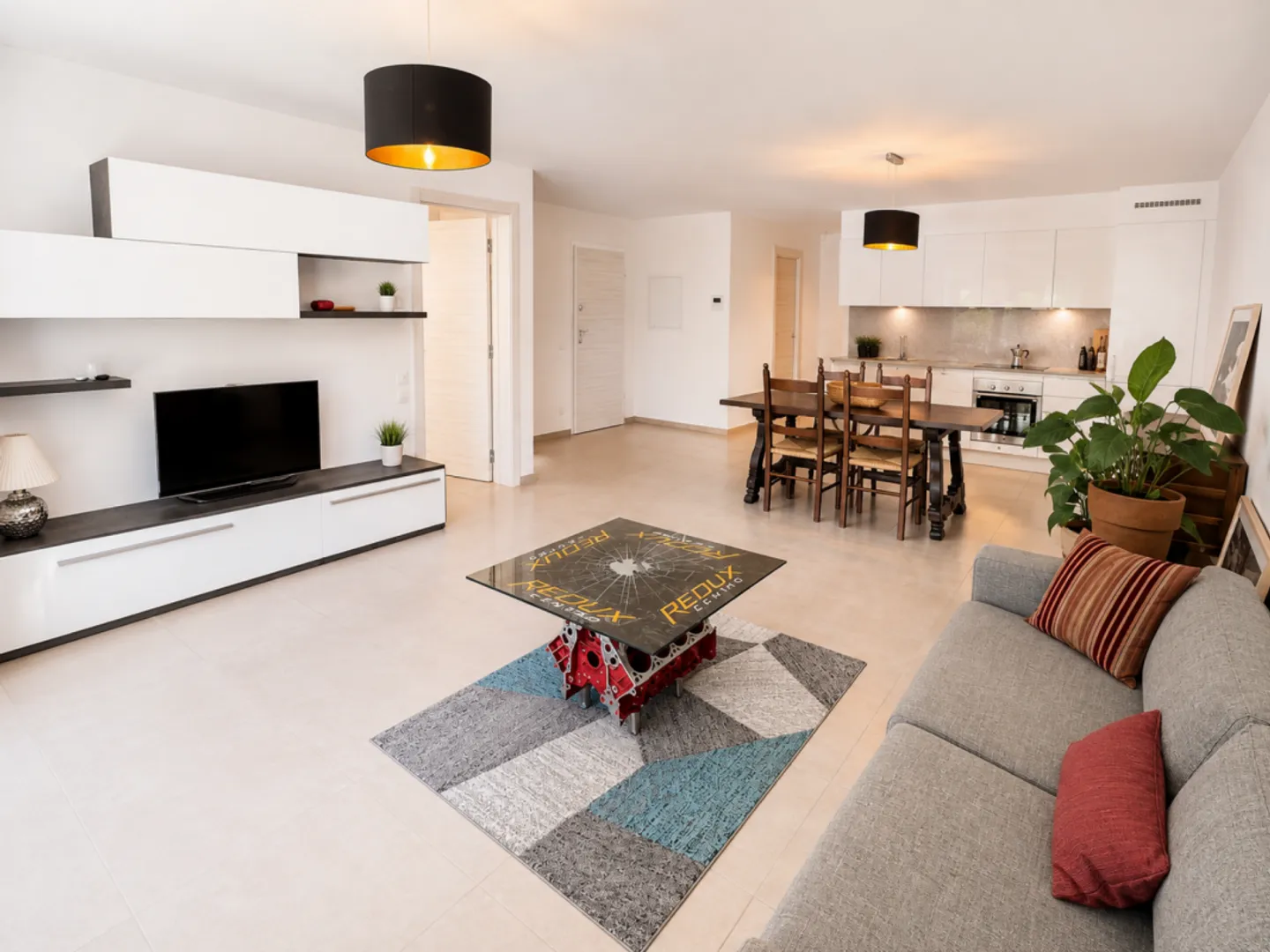 Attraktive 2,5-Zimmer-Gartenwohnung in Manno - moderner Wohnkomfort - Foto 2 von 13