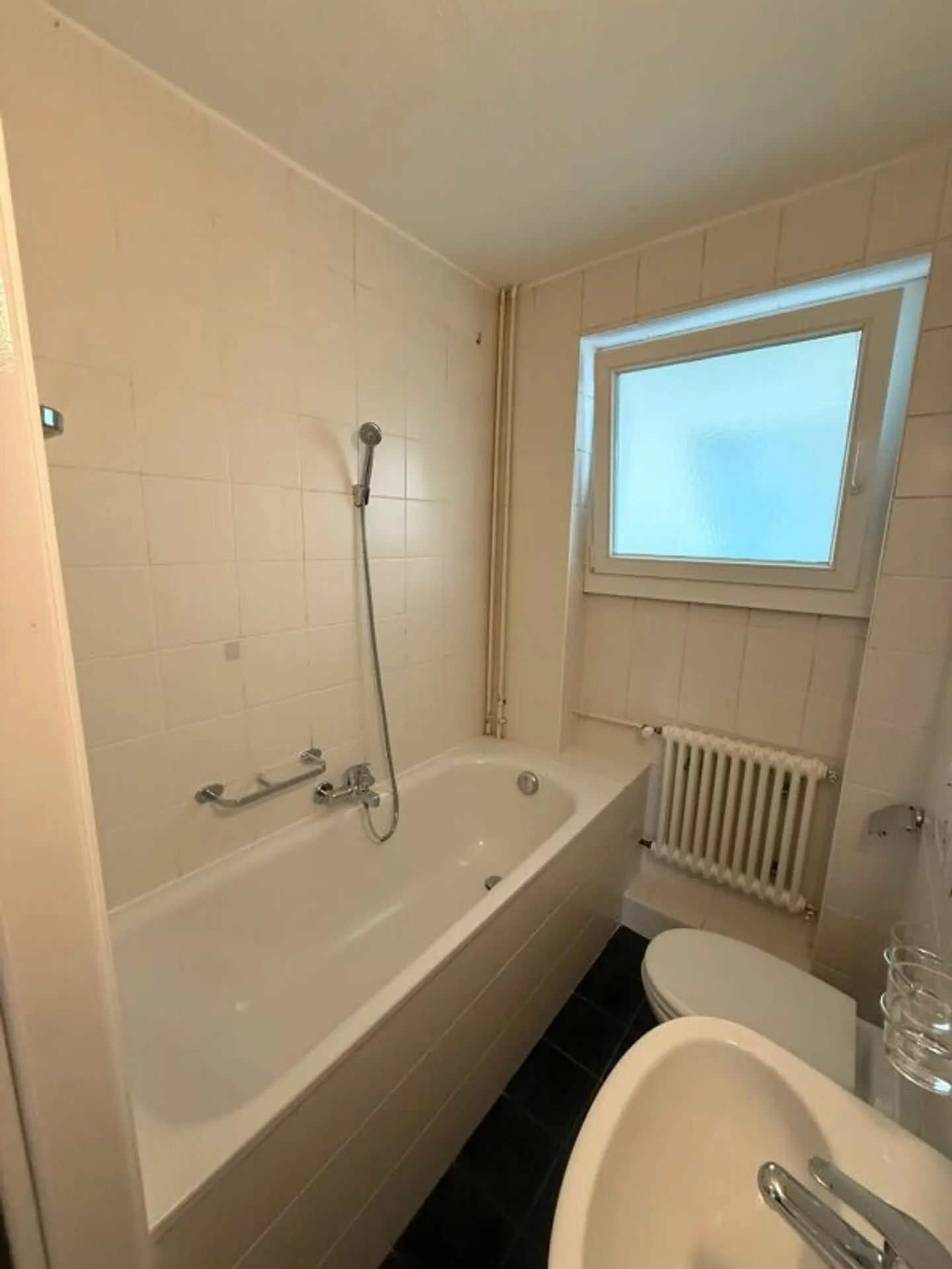 Beautiful 3-room apartment - central and ready to move in - Photo 3 of 9
