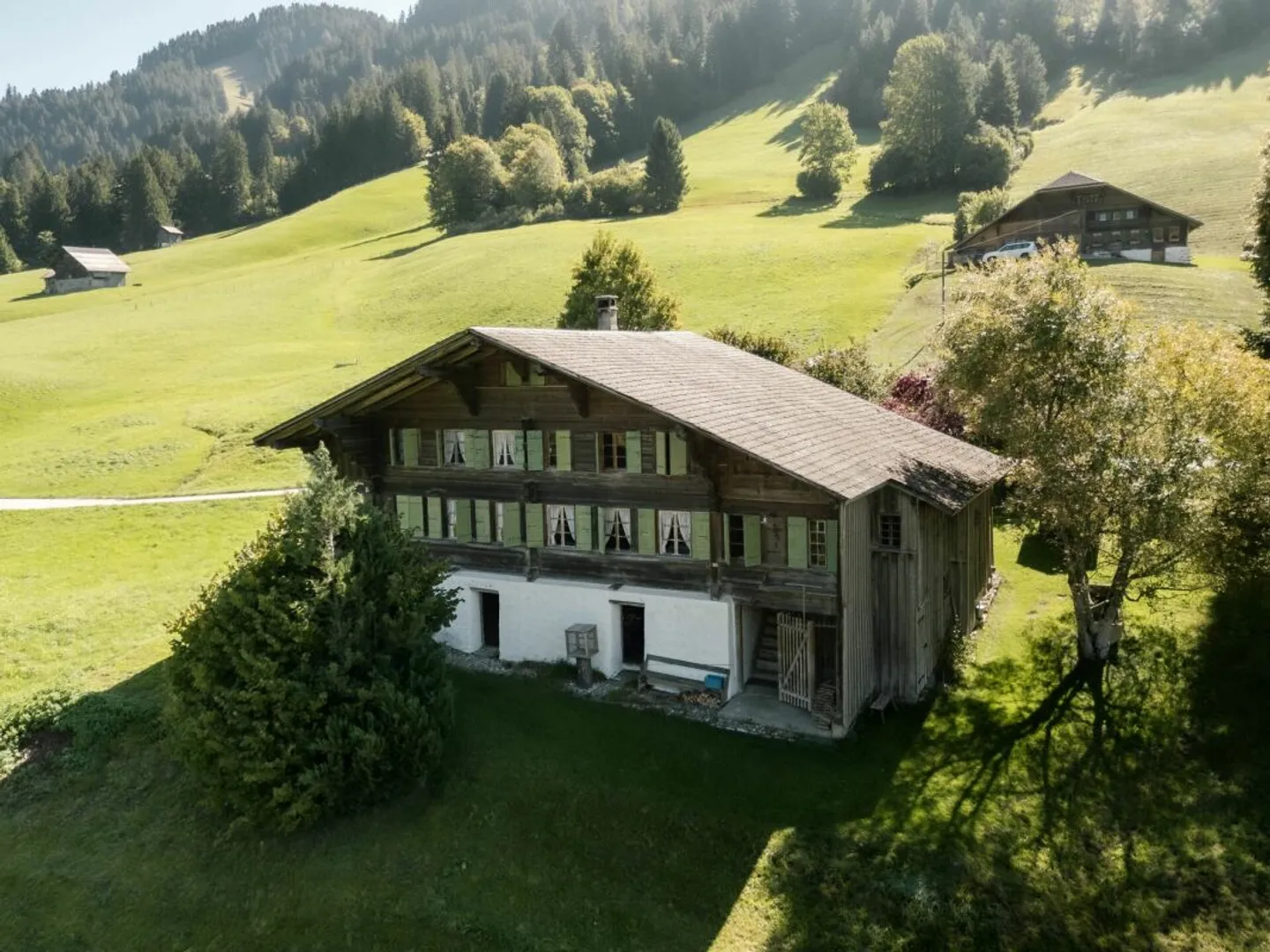 Maison de campagne traditionnelle à Rougemont - Photo 1 sur 13