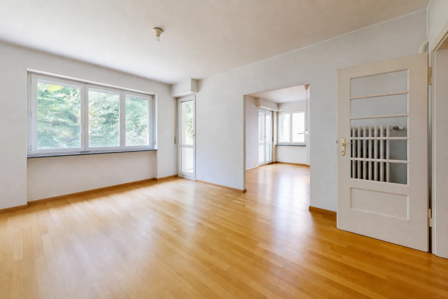 Mehrfamilienhaus mit Potenzial - Foto 3 von 13
