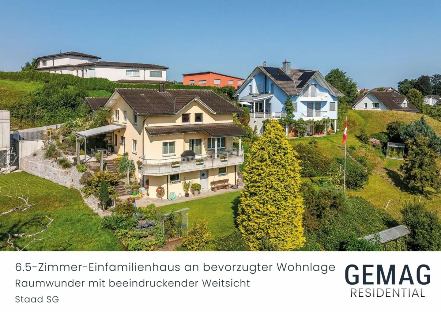 Modernes Einfamilienhaus mit Aussicht - Foto 1 von 13
