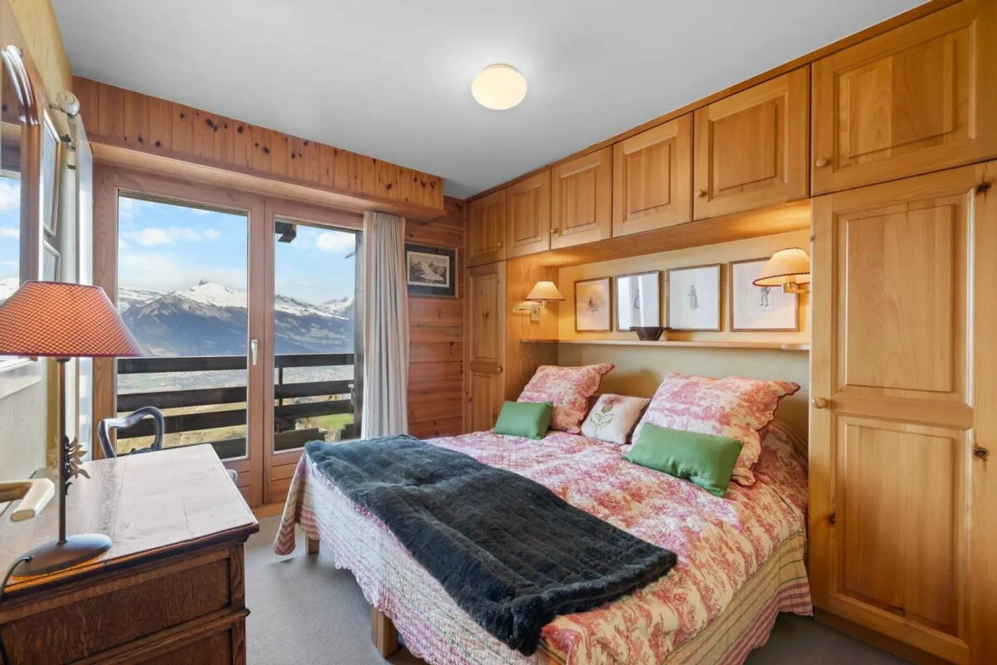 Attico di 5 stanze con garage privato - Foto 3 di 13