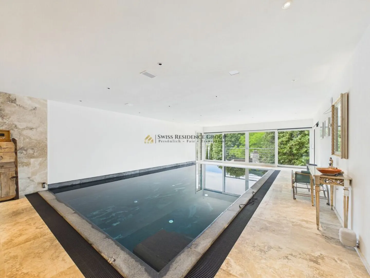 Prestigious modern villa with private spa and lake view in Brusino Arsizio - Photo 10 of 13