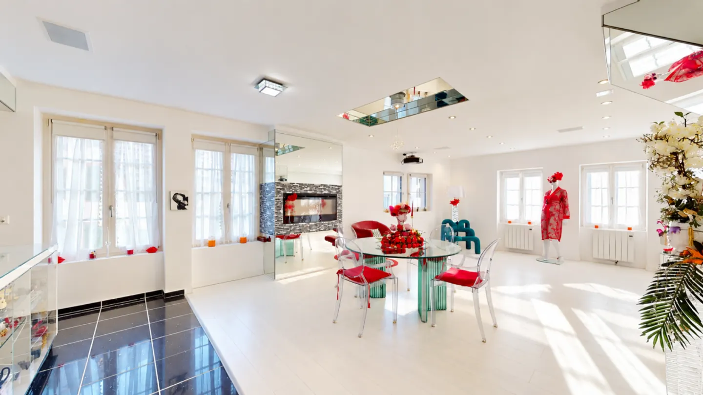 Historical and completely renovated single-family house in the old town of Aarburg - Photo 2 of 9