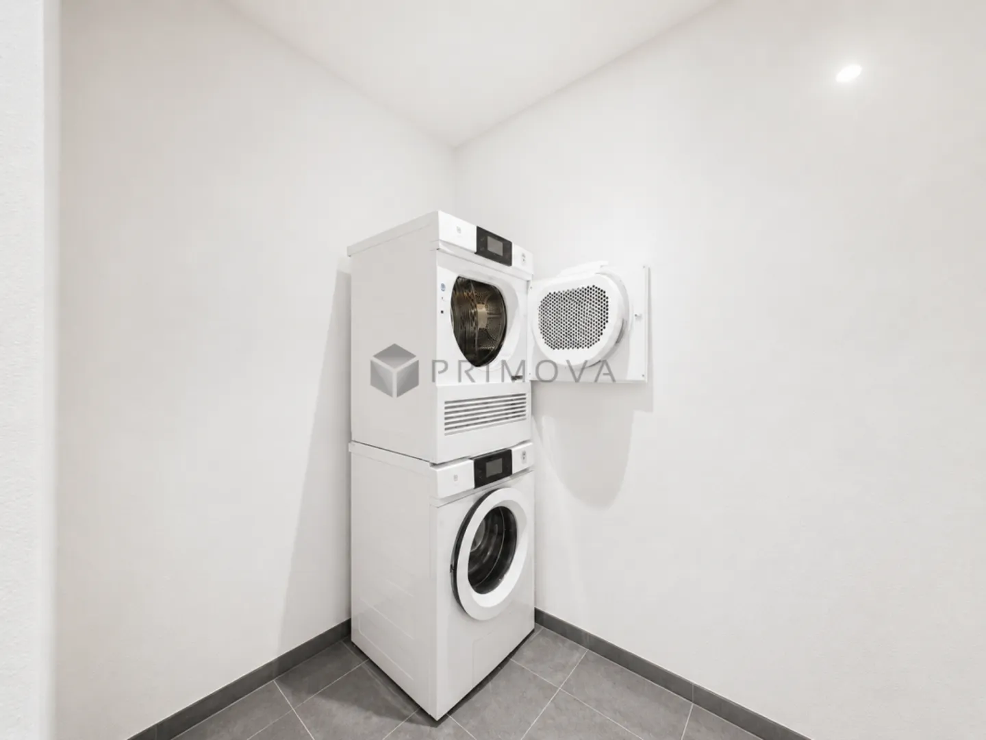 Lumineux, calme et moderne - Appartement de 4,5 pièces pour se sentir bien - Photo 11 sur 11