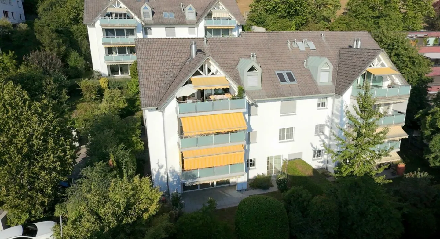 Stilvolle Gartenwohnung in Wettswil - Foto 1 von 13