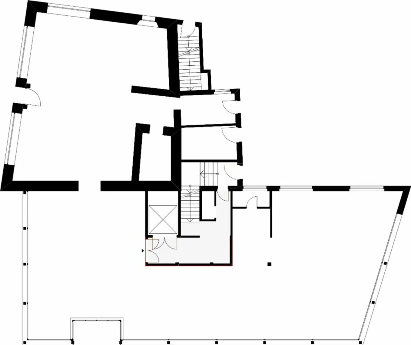Bâtiment résidentiel et commercial central avec un grand potentiel - Photo 12 sur 13