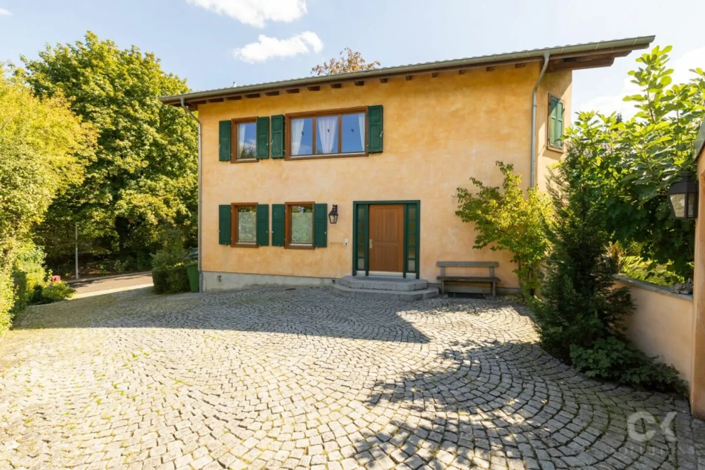 Einzigartiges Einfamilienhaus mit Feng Shui - Foto 3 von 13
