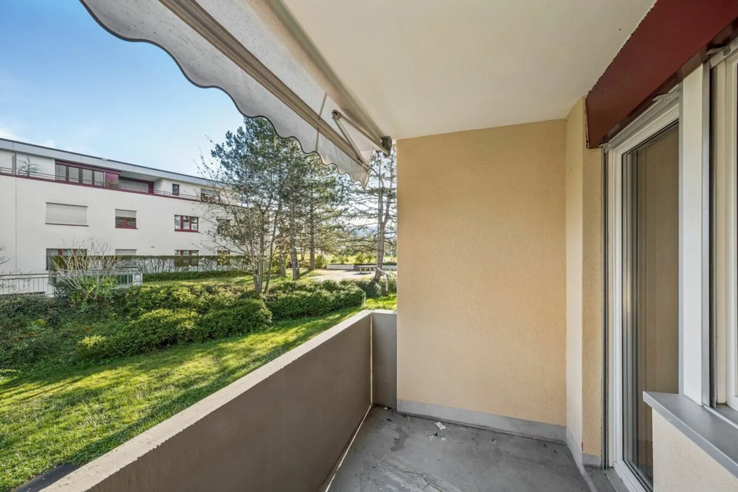 Helle 3-Zimmer-Wohnung mit Balkon - Foto 1 von 13