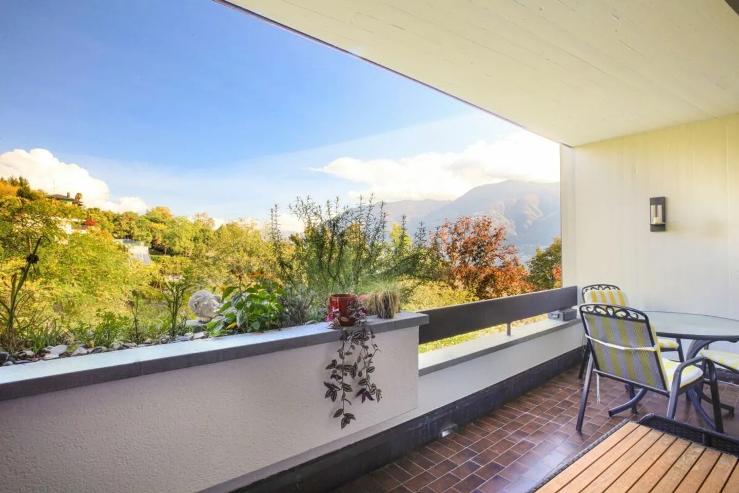 ASCONA - Bright and Cozy Apartment in the Green - Photo 11 of 13