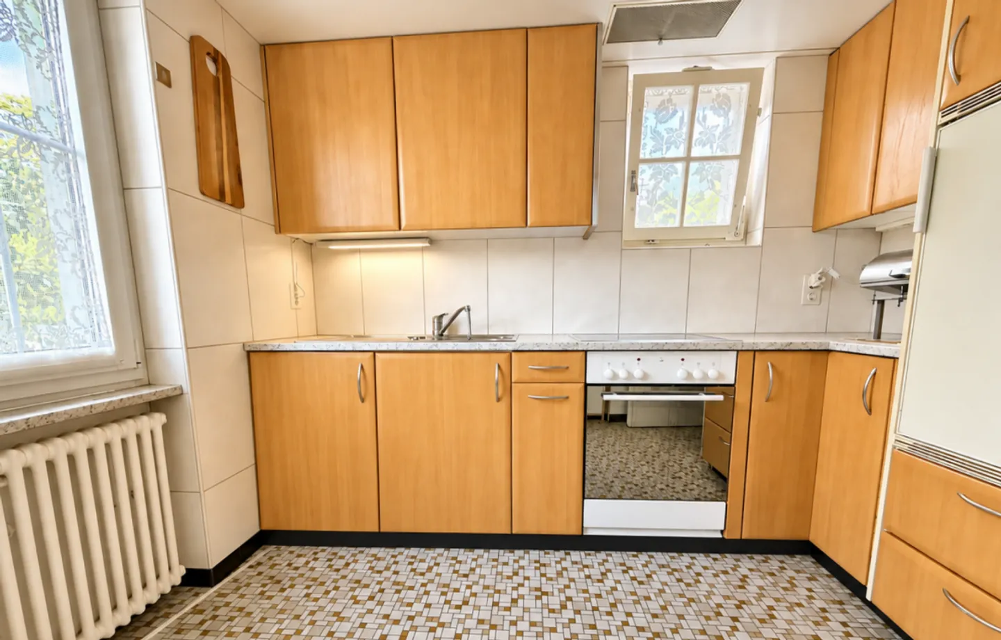 LAND WITH A VIEW AND SINGLE-FAMILY HOUSE | RENOVATE | DEVELOP - Photo 6 of 10