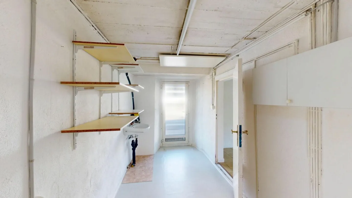 Atelier zu vermieten - Photo 5 sur 7