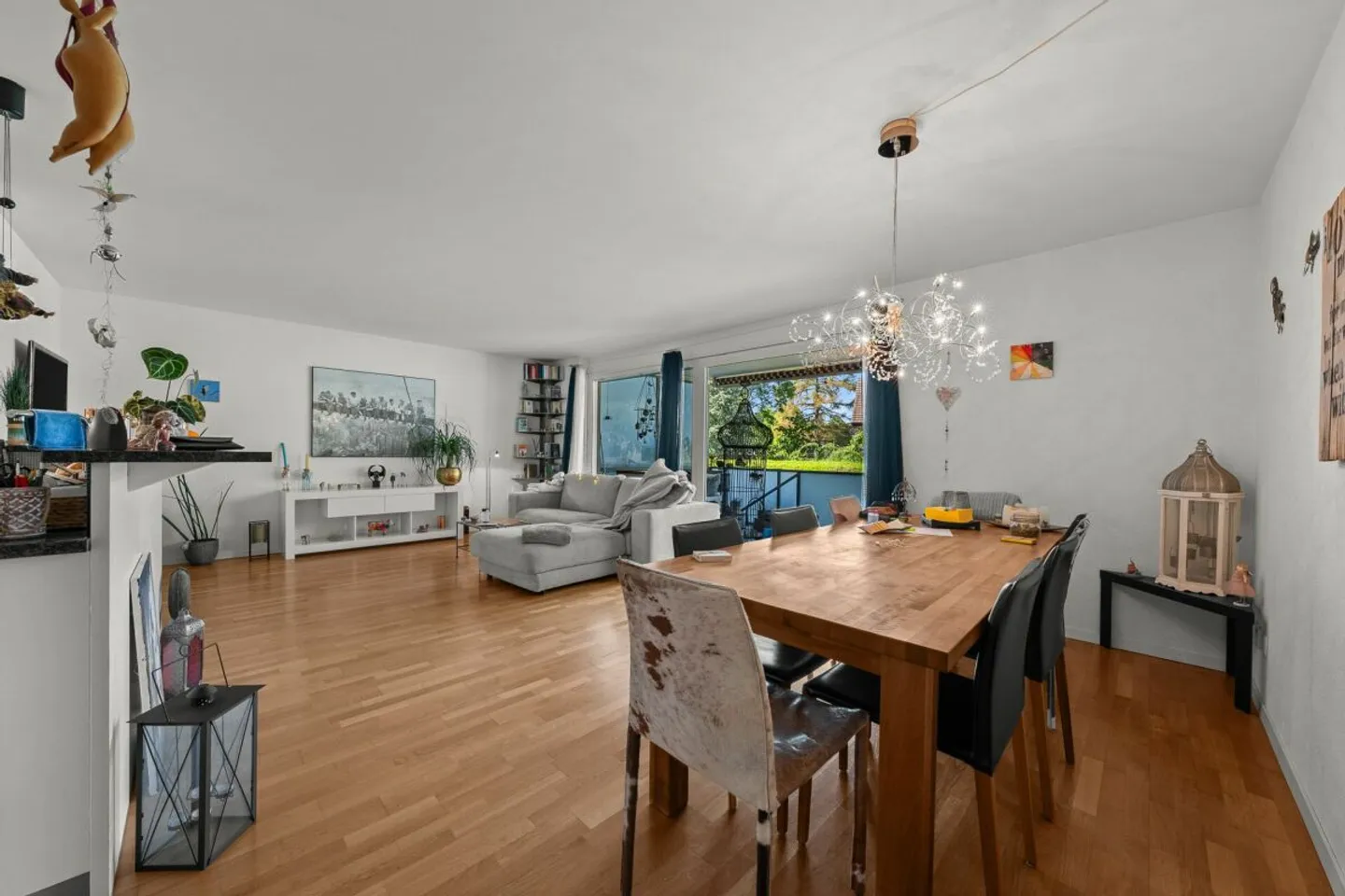 Like-New City Apartment - Photo 3 of 11