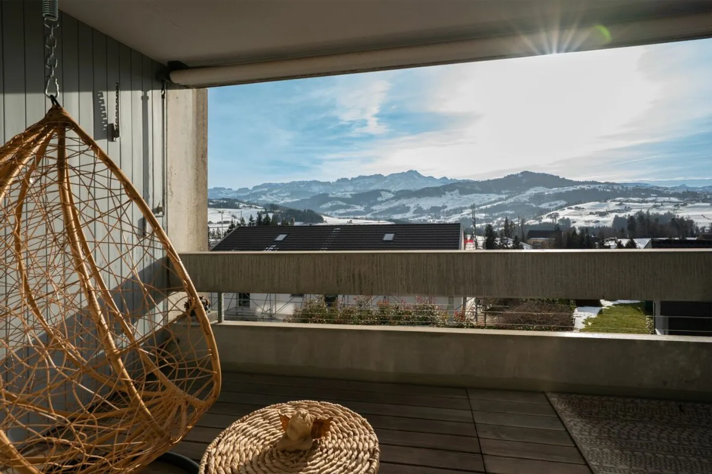 Appartement spacieux et lumineux avec une vue magnifique sur le Säntis - Photo 7 sur 13