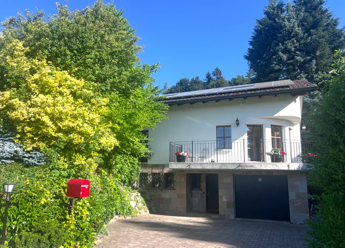 Exklusives Familienidyll - Erstklassige Lage trifft auf alpines Panorama - Foto 2 di 12
