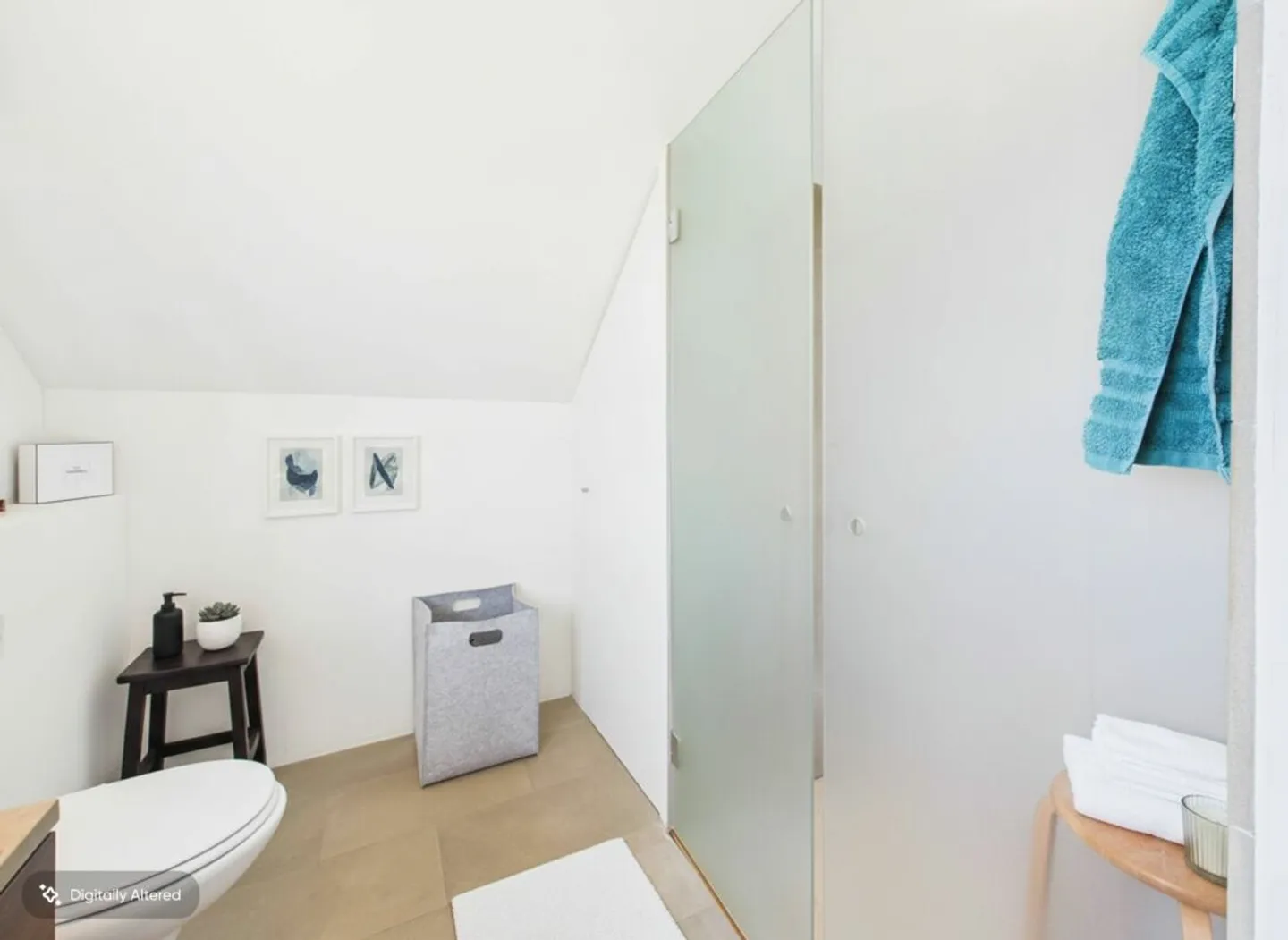 Appartement en duplex moderne de 5,5 pièces avec vue sur le lac et utilisation du jardin - Photo 13 sur 13