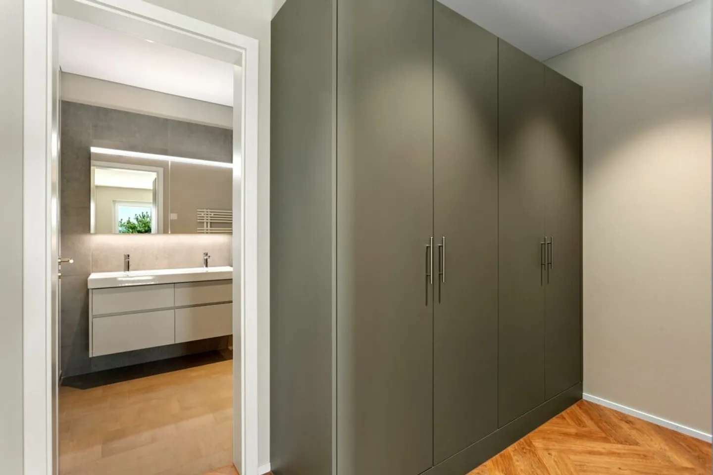 Erstbezug mit Säntisblick - modernes 5.5-Zimmer-Zuhause - Foto 10 di 13