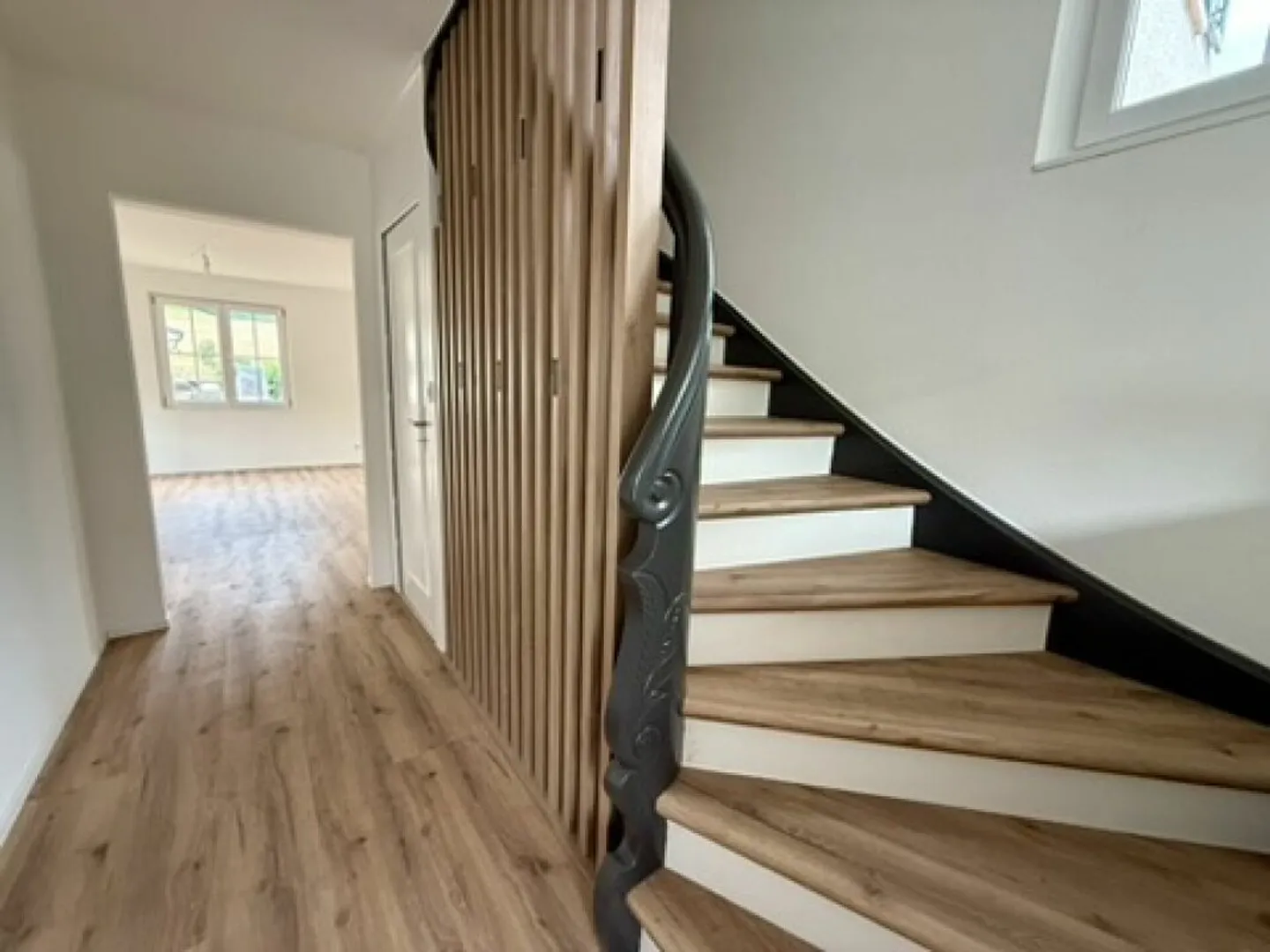 Einziehen statt renovieren - komplett kernsaniertes Einfamilienhaus in Mümliswil - Foto 11 von 13