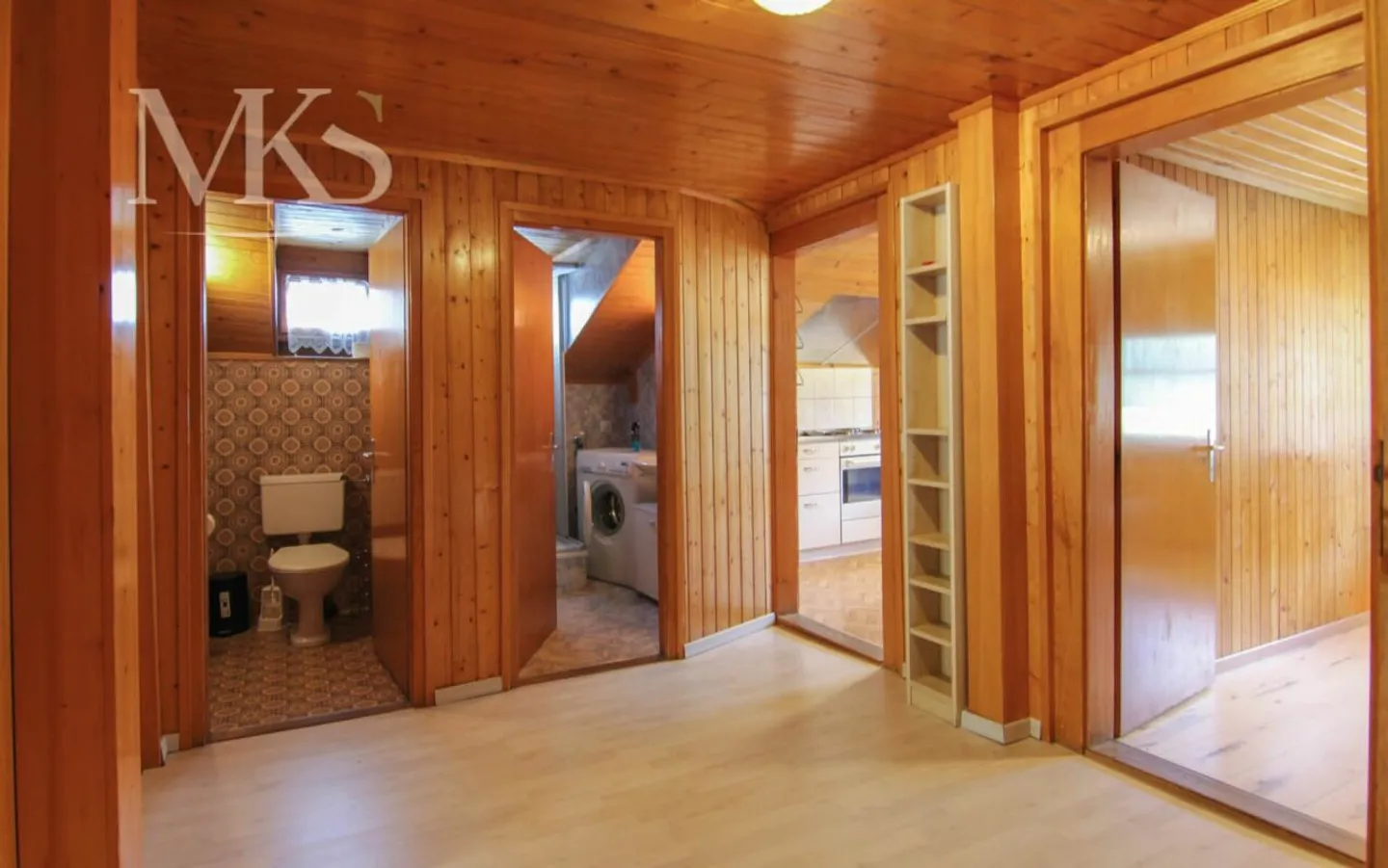 Appartement sous les combles confortable directement sur la piste Goms - Photo 8 sur 13