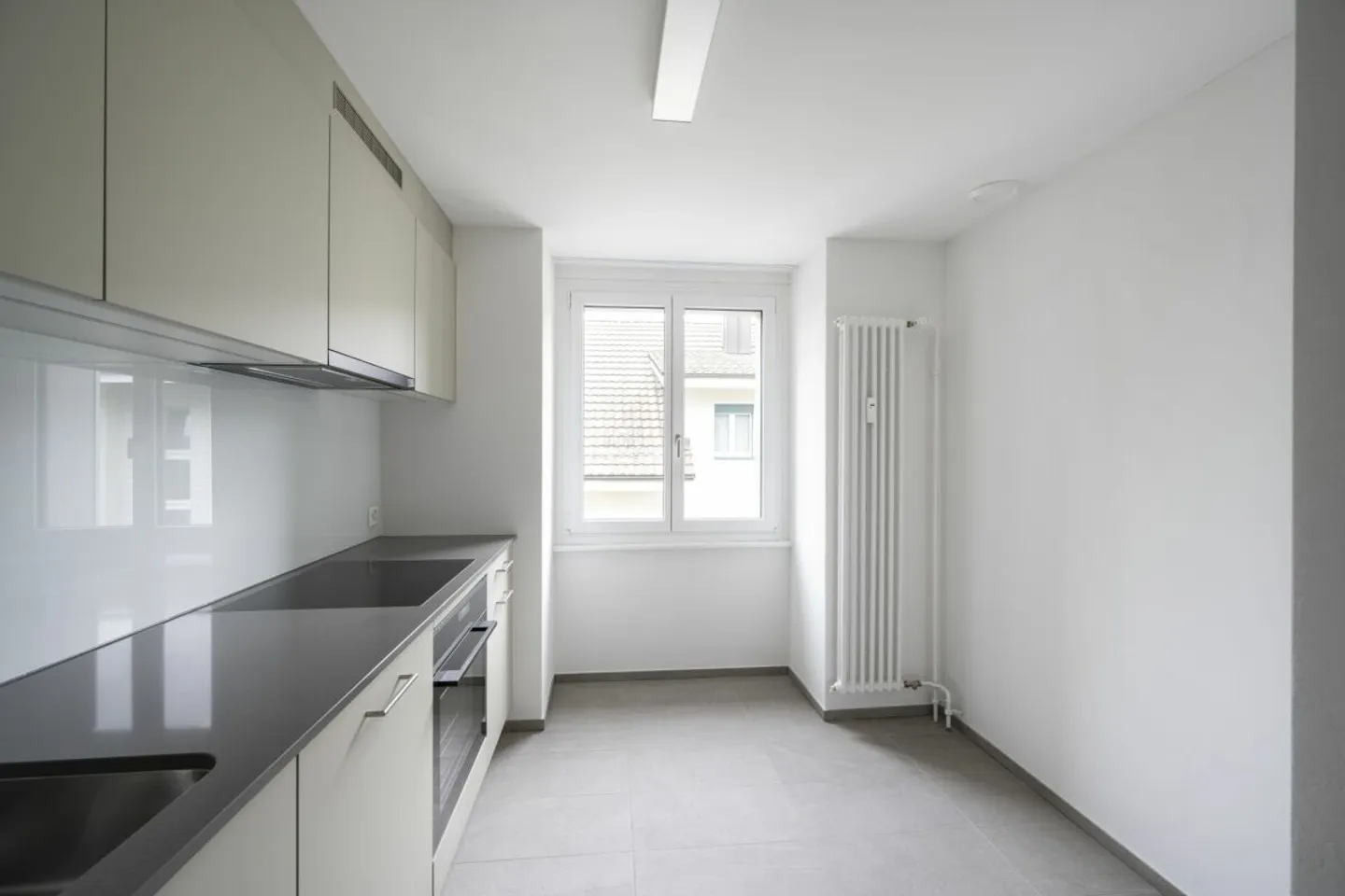 Erstbezug - Altbaucharme trifft modernes Wohngefühl - Foto 3 von 4