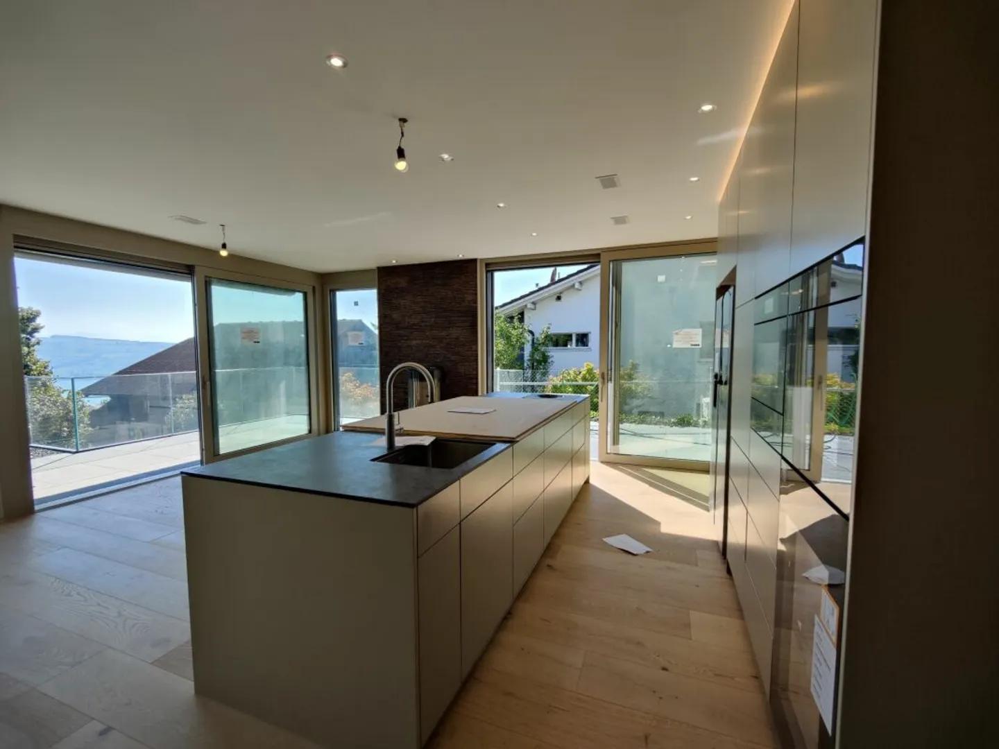 Terrace apartment in ownership standard with lake and mountain view - Photo 2 of 6