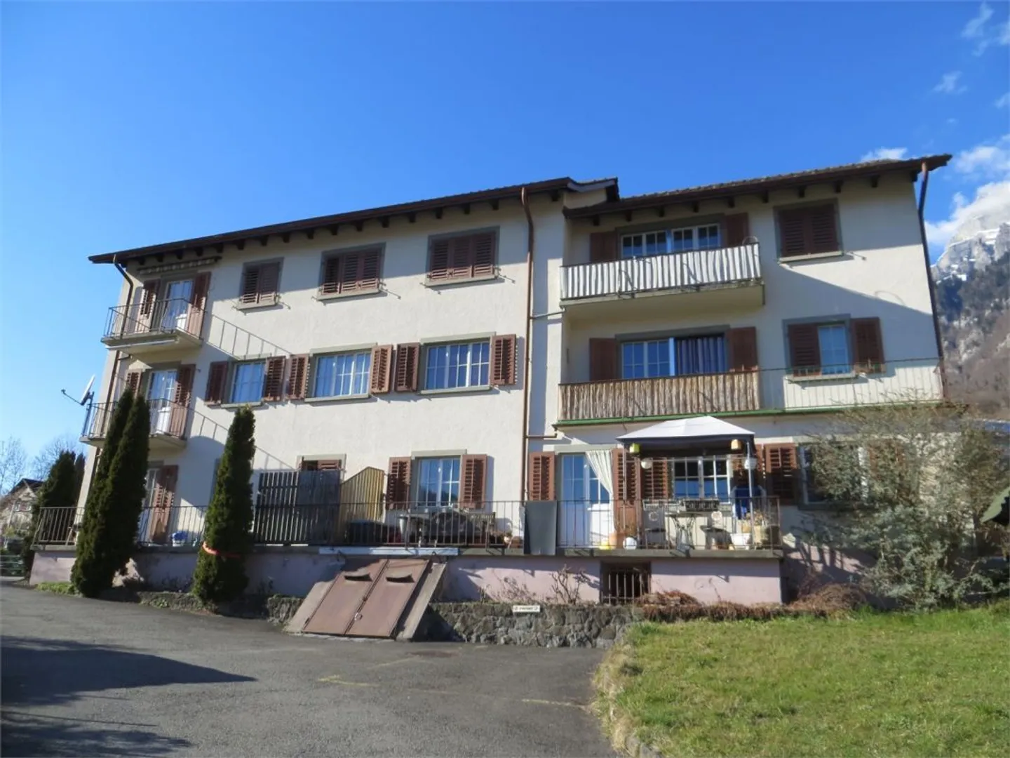 Ideal zwischen See und Dorfzentrum gelegen - Foto 1 von 12