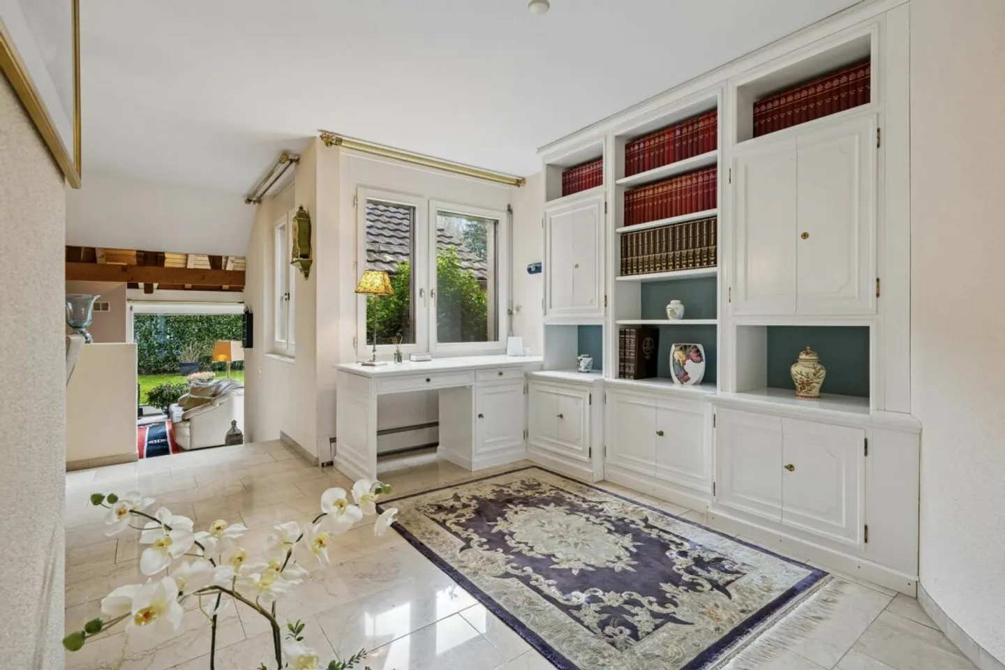 Spacious 7-Room House with Potential in Rüschlikon ZH - Photo 13 of 13