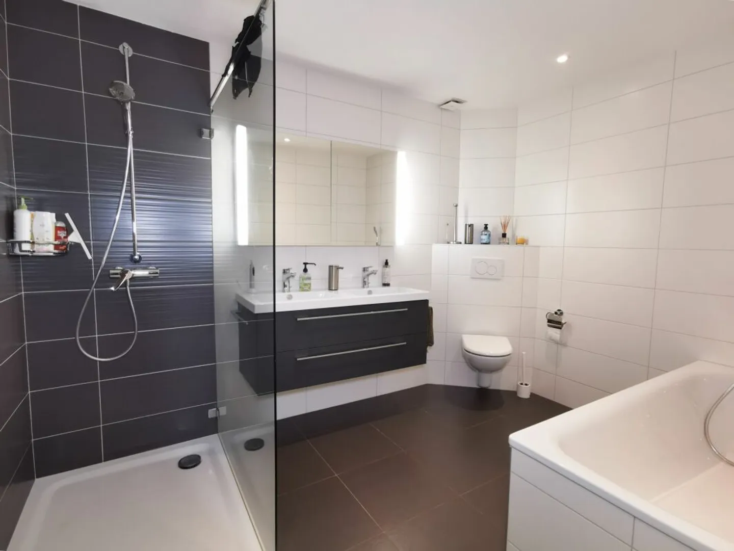 Magnifico appartamento di 4,5 stanze in posizione eccezionale - Foto 4 di 13