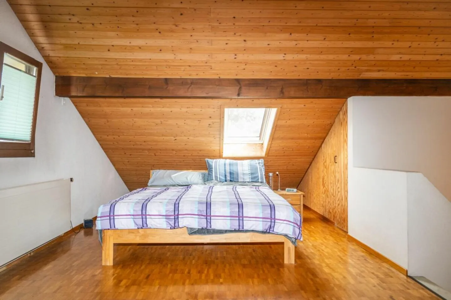 Beaucoup d'espace dans la maison - Photo 9 sur 13